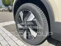 2025 Volvo EX 40