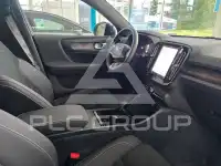 2025 Volvo EX 40