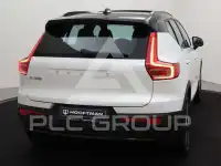 2025 Volvo EX 40