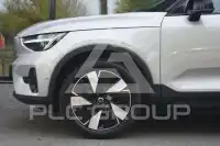 2025 Volvo EX 40