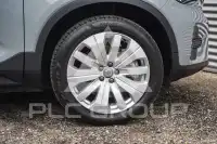 2025 Volvo EX 40