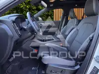 2025 Volvo EX 40