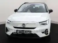 2025 Volvo EX 40
