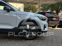 2025 Volvo EX 40
