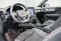 2025 Volvo EX 40