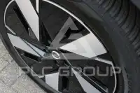 2025 Volvo EX 40