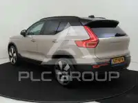 2025 Volvo EX 40
