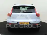 2025 Volvo EX 40