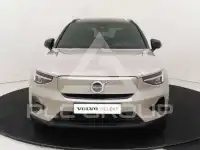 2025 Volvo EX 40