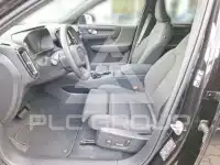 2025 Volvo EX 40