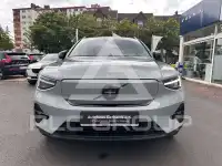 2025 Volvo EX 40