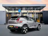 2025 Volvo EX 40