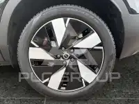 2025 Volvo EX 40