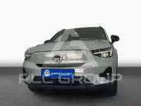 2025 Volvo EX 40