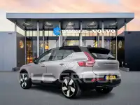 2025 Volvo EX 40