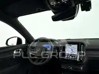 2025 Volvo EX 40