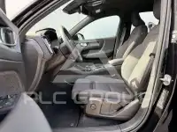 2025 Volvo EX 40