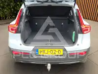 2025 Volvo EX 40