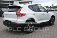2025 Volvo EX 40