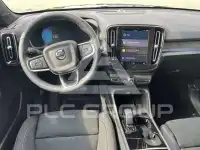2025 Volvo EX 40