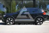 2025 Volvo EX 40