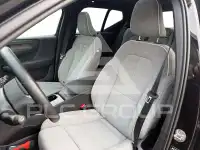 2025 Volvo EX 40