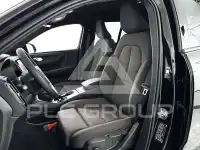 2025 Volvo EX 40