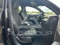 2025 Volvo EX 40