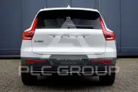 2025 Volvo EX 40