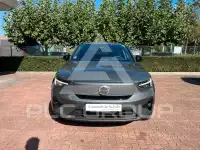 2025 Volvo EX 40