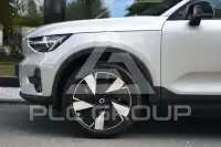 2025 Volvo EX 40