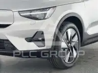 2025 Volvo EX 40