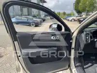 2025 Volvo EX 40