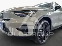 2025 Volvo EX 40