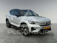 2025 Volvo EX 40