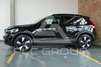 2025 Volvo EX 40