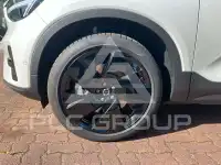 2025 Volvo EX 40