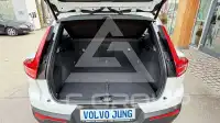 2025 Volvo EX 40