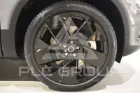 2025 Volvo EX 40