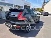 2025 Volvo EX 40