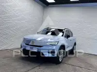 2025 Volvo EX 40