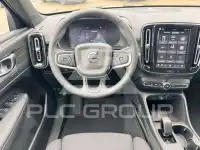 2025 Volvo EX 40