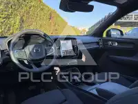2025 Volvo EX 40
