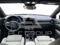 2025 Volvo EX 40