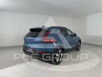 2025 Volvo EX 40