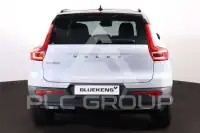2025 Volvo EX 40