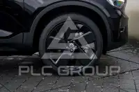 2025 Volvo EX 40