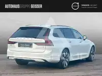 2025 Volvo V90