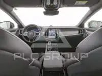 2025 Volvo V90