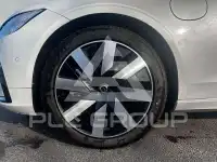 2025 Volvo V90